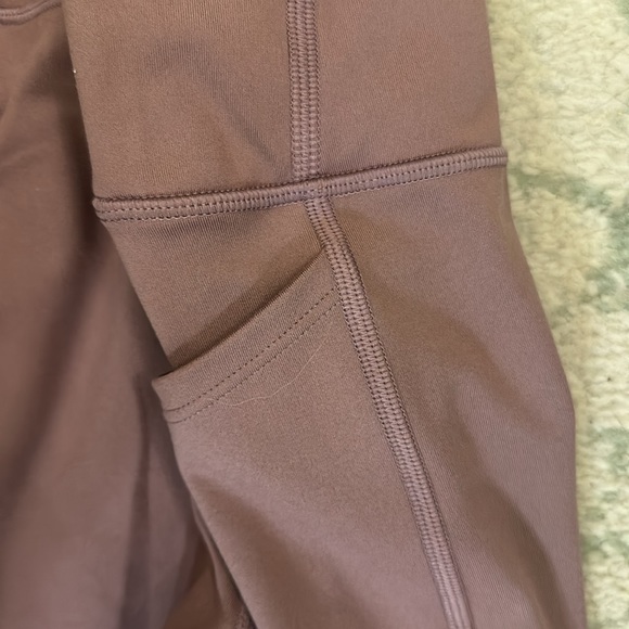 NWOT Victoria Secret Leggings - Picture 3 of 6